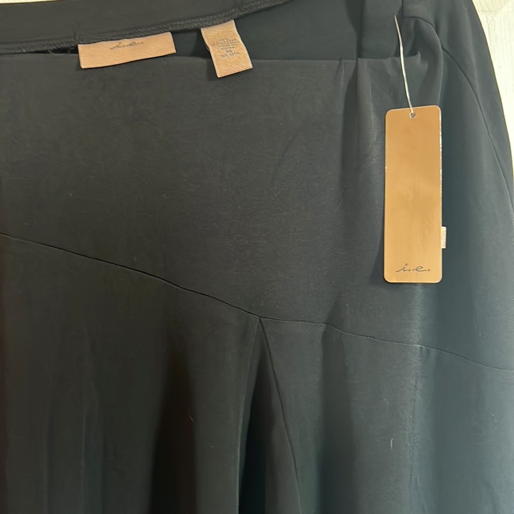 i.e Brand Womens Skirt Size XL Black Knee High Wrinkle Free, Soft Fabric… - Picture 5 of 10